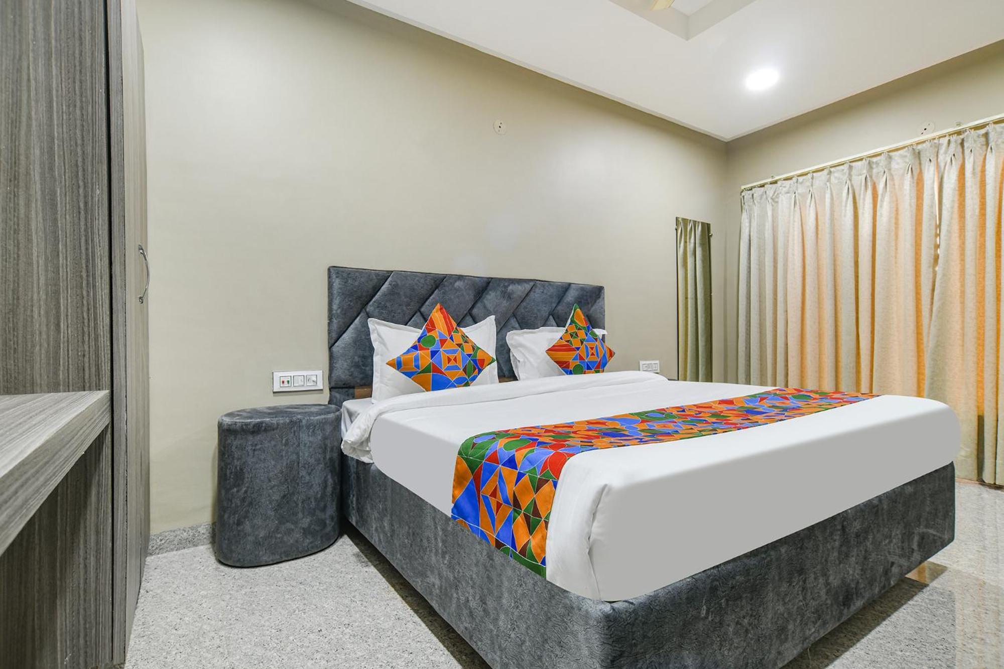 Hotel Fabhotel Classic 3*