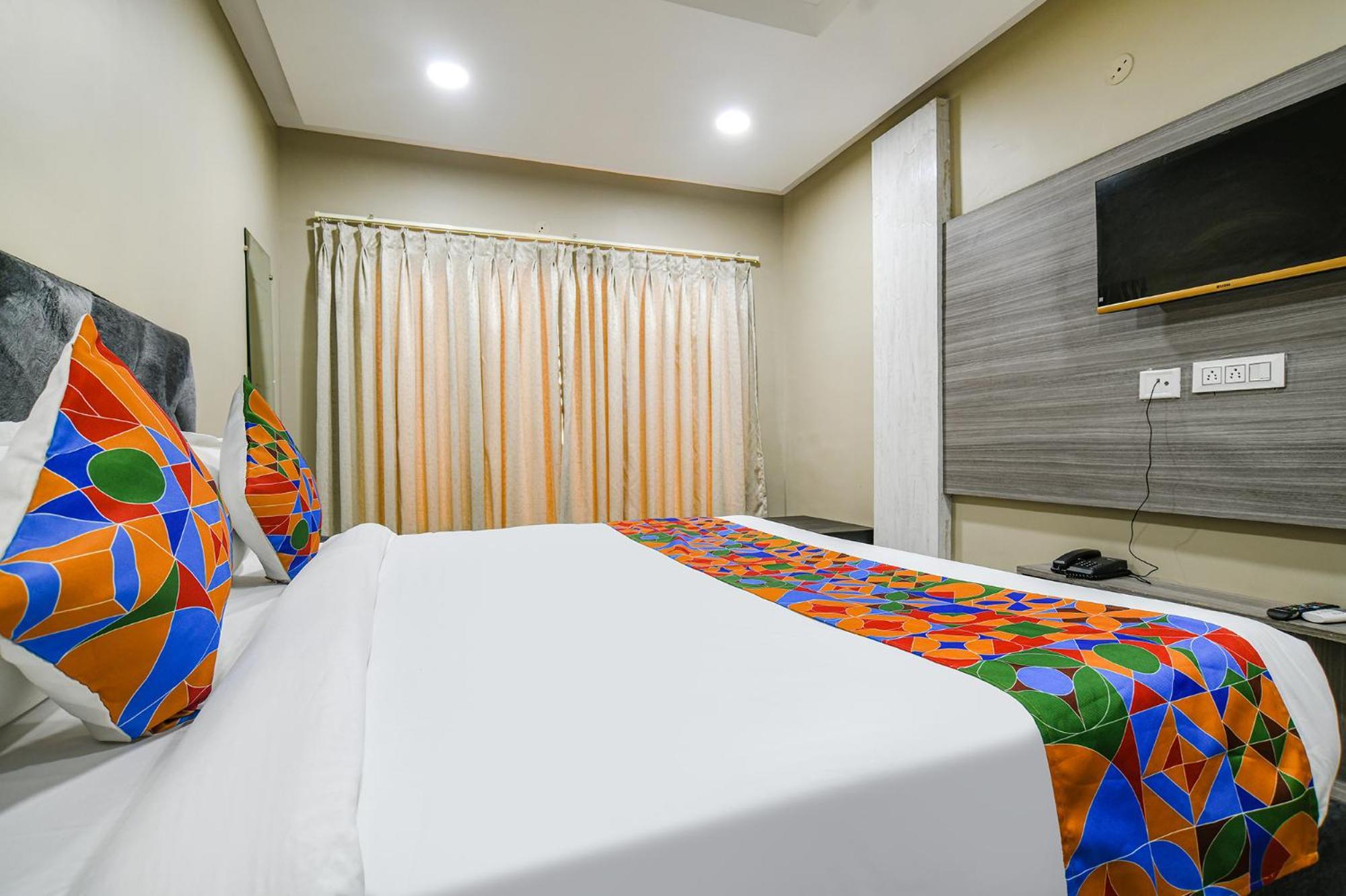 Hotel Fabhotel Classic 3*